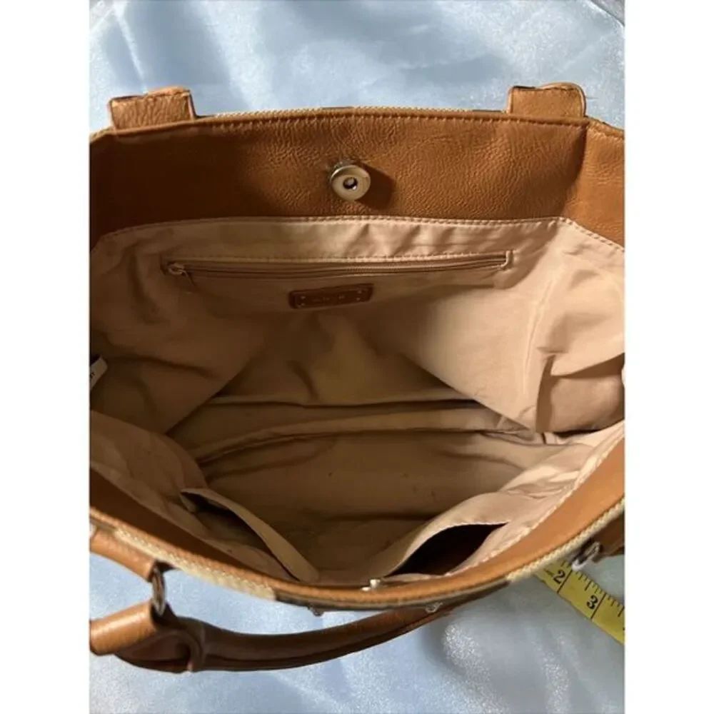 Nine West Handbag Tote Handbag Purse‎ Beige and Brown Design
